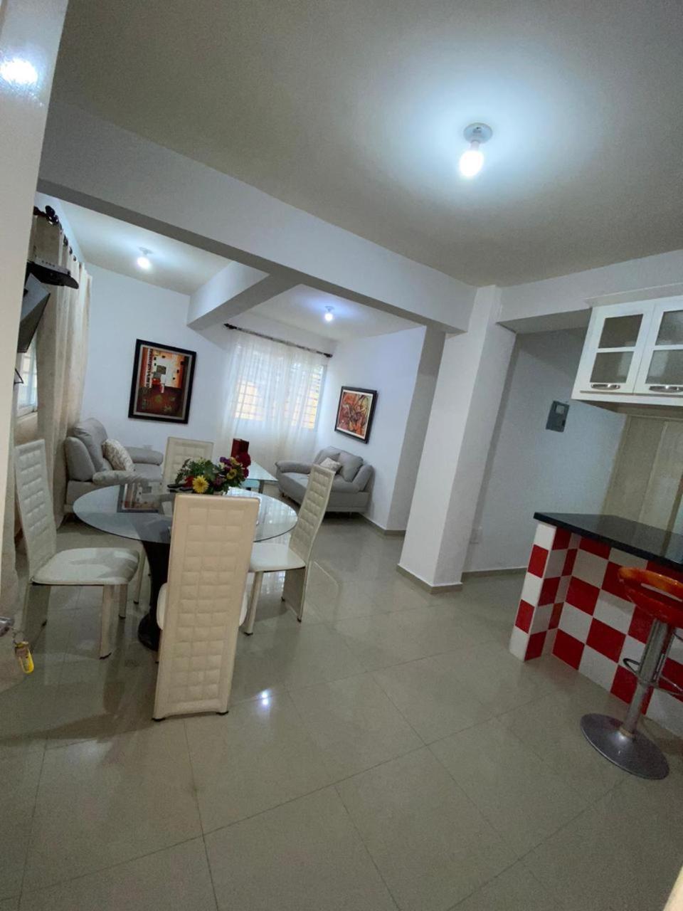 D' Franchesis Hostal Juan Dolio Extérieur photo