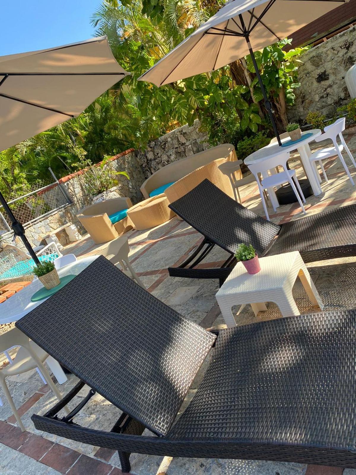 D' Franchesis Hostal Juan Dolio Extérieur photo